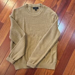Banana Republic Men’s Crewneck Sweater in Olive Green